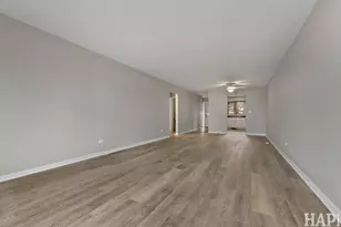 920 Pleasant St, Woodstock, IL 60098 - Photo 6