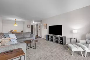 950 E Wilmette Rd, Palatine, IL 60074 - Photo 8