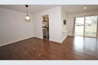 48 Lambert Drive #D1, Schaumburg, IL 60193 - Photo 4