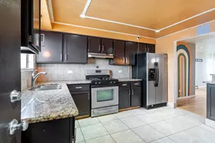 7202 W Wrightwood Ave, Elmwood Park, IL 60707 - Photo 8