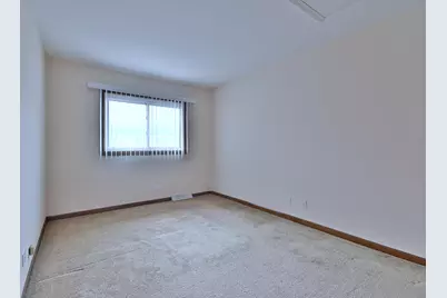 9824 Garden Court, Schiller Park, IL 60176 - Photo 14