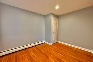 9561 Dee Rd, Des Plaines, IL 60016 - Photo 12