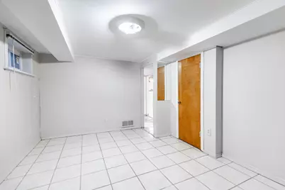 9400 S Calumet Avenue, Chicago, IL 60619 - Photo 26