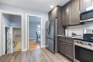 9400 S Calumet Ave, Chicago, IL 60619 - Photo 16