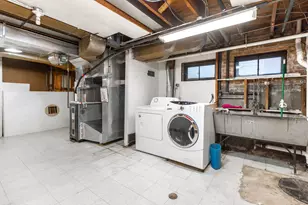 9400 S Calumet Ave, Chicago, IL 60619 - Photo 30