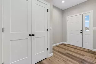 1165 Farmstone Dr, Diamond, IL 60416 - Photo 4