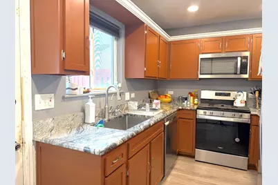 2020 Comanche Trail, Round Lake Beach, IL 60073 - Photo 8