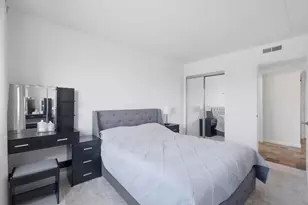 100 Deborah Ln, Wheeling, IL 60090 - Photo 12