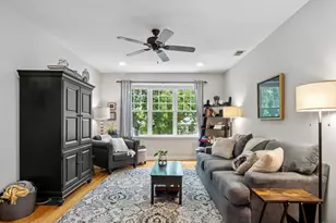 1910 W Chase Ave, Chicago, IL 60626 - Photo 6