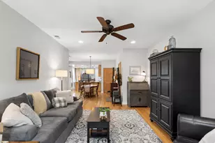 1910 W Chase Ave, Chicago, IL 60626 - Photo 8