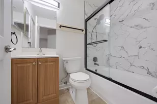 [Address not provided], Streamwood, IL 60107 - Photo 12