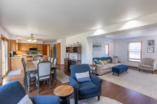 5081 Adele Dr, Gurnee, IL 60031 - Photo 18