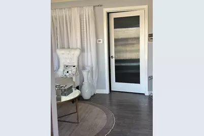 14045 W Petronella Drive, Libertyville, IL 60048 - Photo 8