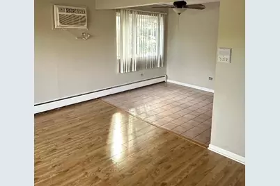 8241 W 79 Street W #1E, Justice, IL 60458 - Photo 4