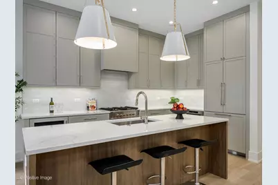 1910 N Kedzie Avenue #2R, Chicago, IL 60647 - Photo 8