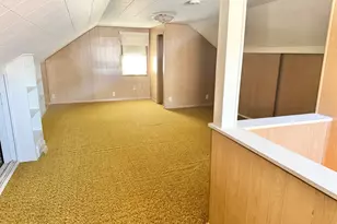 719 12th St, Peru, IL 61354 - Photo 8