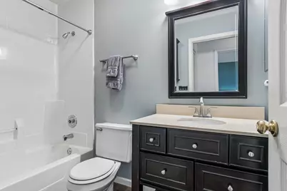 2100 Hammel Avenue, Aurora, IL 60504 - Photo 16