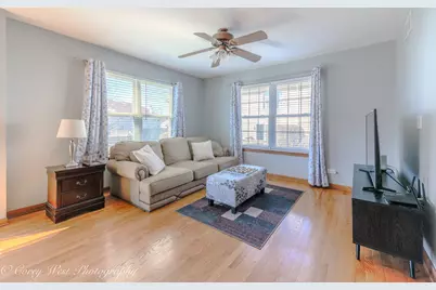 3049 Renard Lane, Saint Charles, IL 60175 - Photo 8