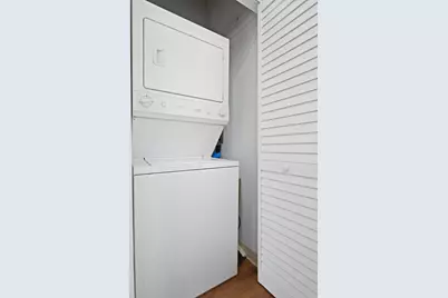 1000 N Kingsbury Street #107, Chicago, IL 60610 - Photo 18