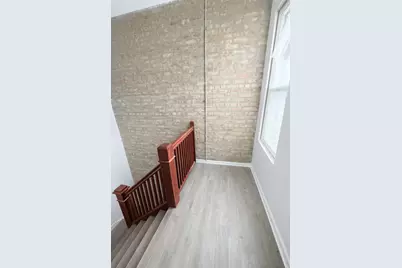 3340 W Evergreen Avenue #2R, Chicago, IL 60651 - Photo 8