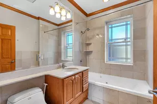 7223 N Oakley Ave, Chicago, IL 60645 - Photo 22