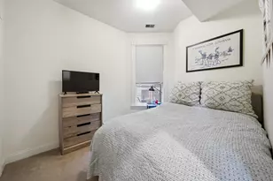 849 W Newport Ave, Chicago, IL 60657 - Photo 14