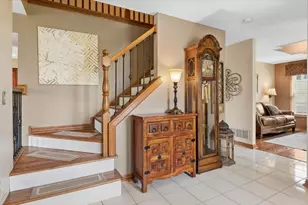 132 Ashcroft Dr, Bolingbrook, IL 60490 - Photo 2