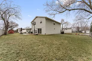 1115 Old Mill Ln, Hanover Park, IL 60133 - Photo 26