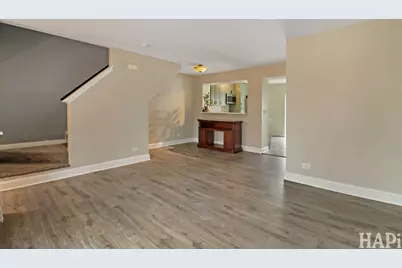 283 W Whispering Oaks Lane, Round Lake, IL 60073 - Photo 6