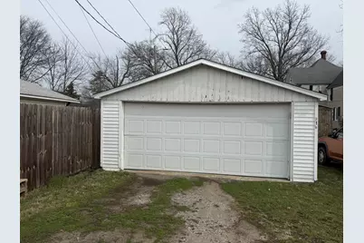 218 N Hickory Street, Centralia, IL 62801 - Photo 4