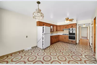 772 Memorial Drive, Calumet City, IL 60409 - Photo 12