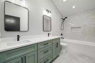 7137 S 87th Ave, Justice, IL 60458 - Photo 16