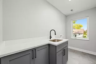 7137 S 87th Ave, Justice, IL 60458 - Photo 22