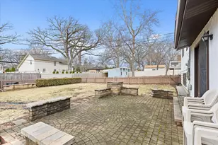 403 S Reedwood Dr, Joliet, IL 60436 - Photo 32