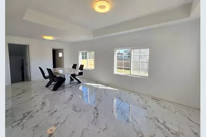 122 Hawley Street, Grayslake, IL 60030 - Photo 4