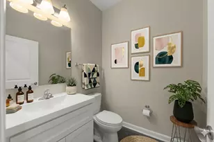 600 W Pleasant Ln, Lombard, IL 60148 - Photo 8