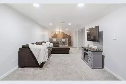 911 Somerset Street, New Lenox, IL 60451 - Photo 16