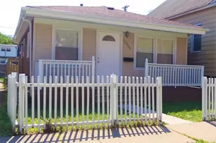 13225 S Buffalo Ave, Chicago, IL 60633 - Photo 2