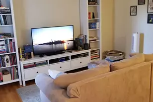 4042 N Southport Ave, Chicago, IL 60613 - Photo 2