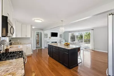 3410 37th Avenue, Rock Island, IL 61201 - Photo 6