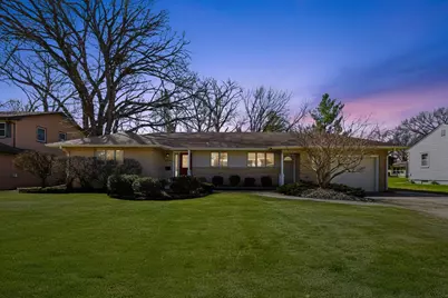 3410 37th Avenue, Rock Island, IL 61201 - Photo 2