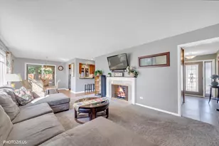 6315 Walkup Ln, Crystal Lake, IL 60012 - Photo 14