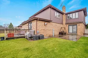 1102 E Ardyce Ln, Mount Prospect, IL 60056 - Photo 34