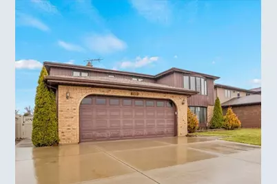 1102 E Ardyce Lane, Mount Prospect, IL 60056 - Photo 2