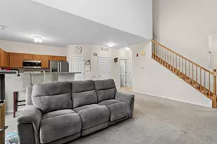 1210 Parkview Dr, Antioch, IL 60002 - Photo 6