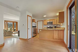 27236 W Northwest Hwy, Barrington, IL 60010 - Photo 6