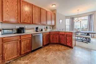 201 Barrett Dr, Yorkville, IL 60560 - Photo 14