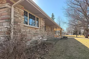 205 E Silverspoon Ave, Granville, IL 61326 - Photo 4