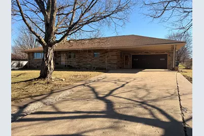 205 E Silverspoon Avenue, Granville, IL 61326 - Photo 1