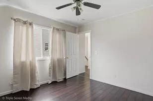 27W119 Cooley Ave, Winfield, IL 60190 - Photo 6